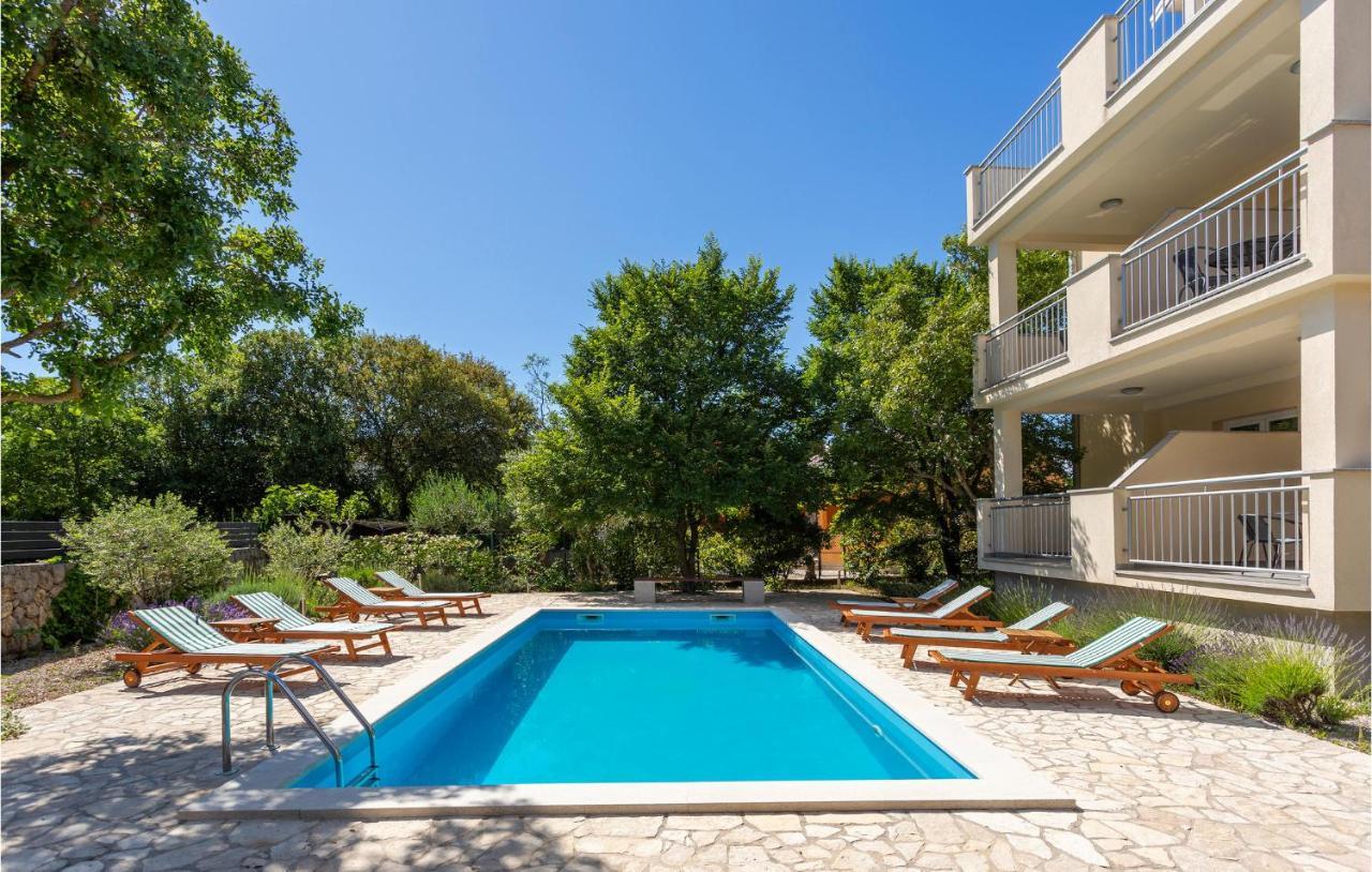 Beautiful Apartment In Pinezici With Wifi エクステリア 写真
