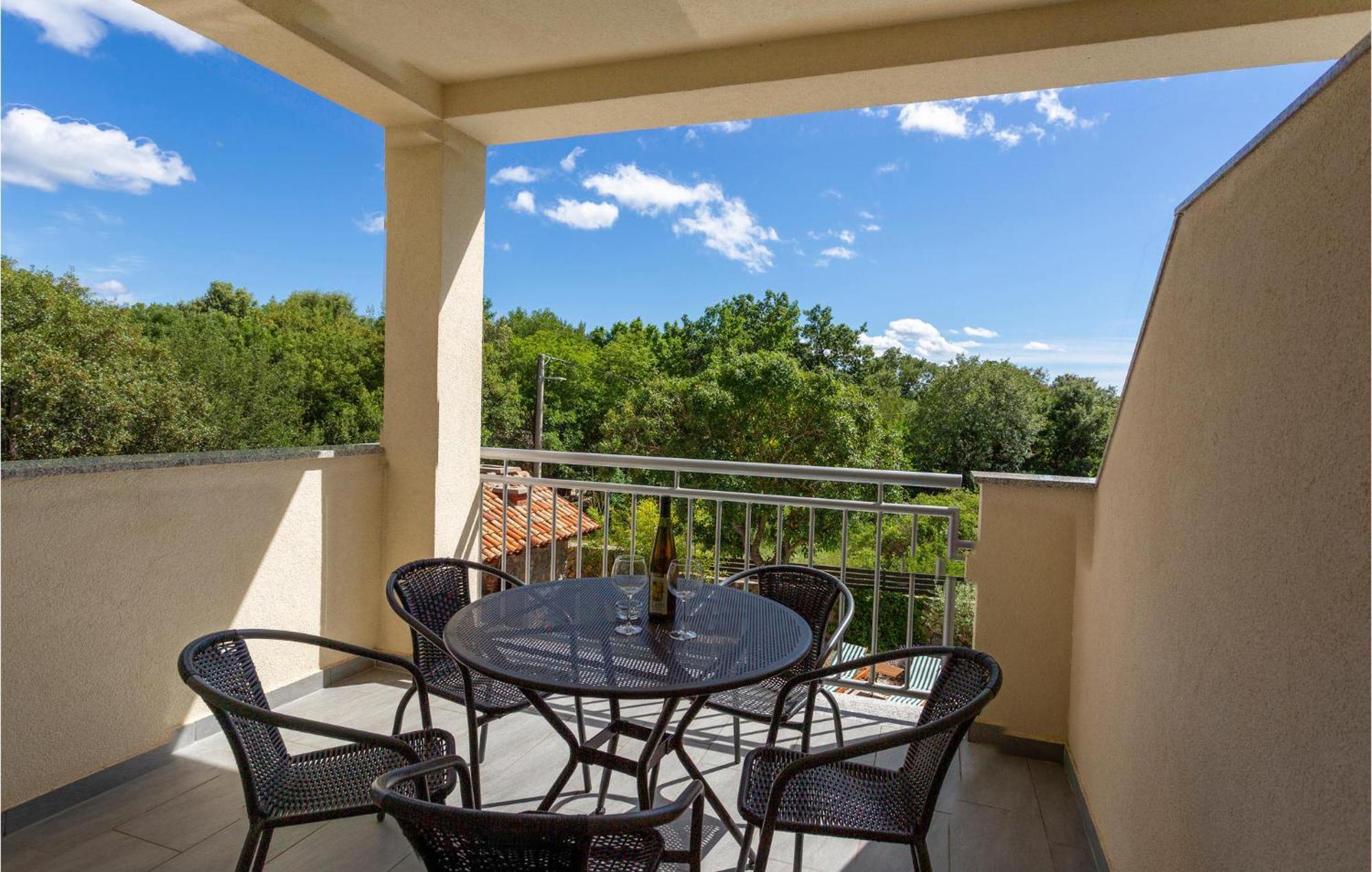 Beautiful Apartment In Pinezici With Wifi エクステリア 写真