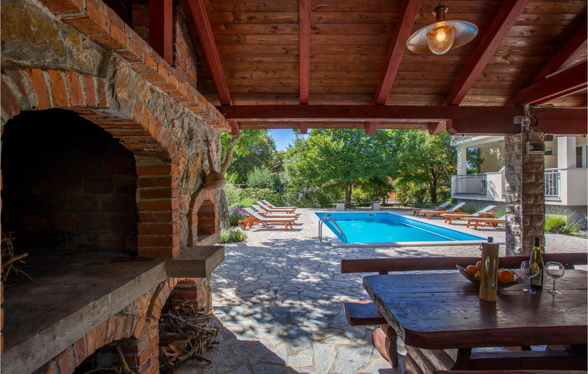 Beautiful Apartment In Pinezici With Wifi エクステリア 写真